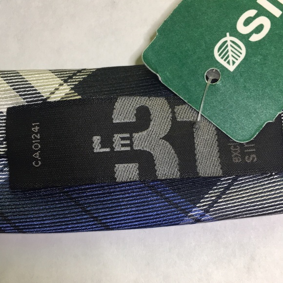 Le 31 exclusive Simons- blue, black, white plaid tie. 100% silk NWT - Picture 6 of 10
